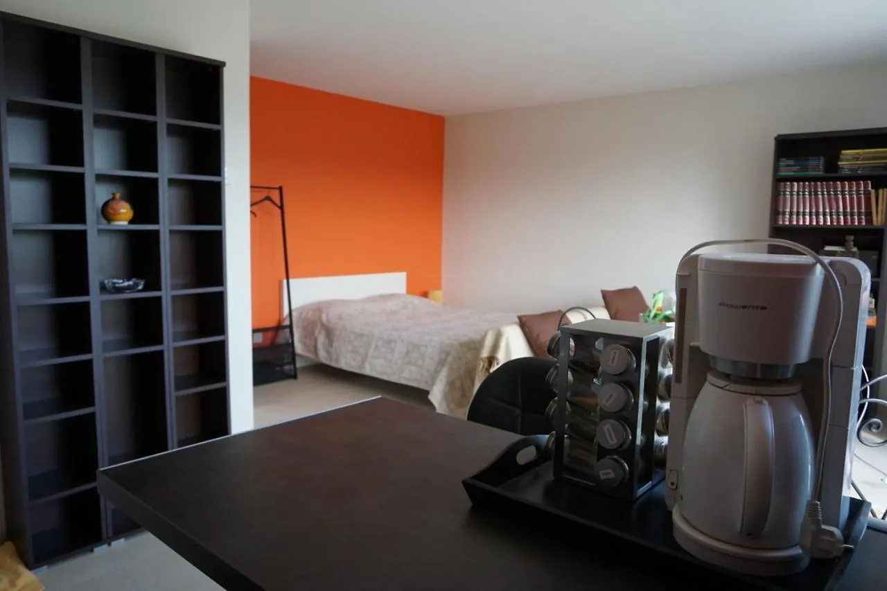 Chez Brigitte, un séjour en Haute-Loire Saint-Germain-Laprade 0*,  Francia
