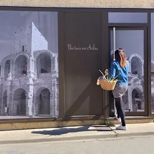 https://un-tour-en-arles.fr-provencehotel.com
